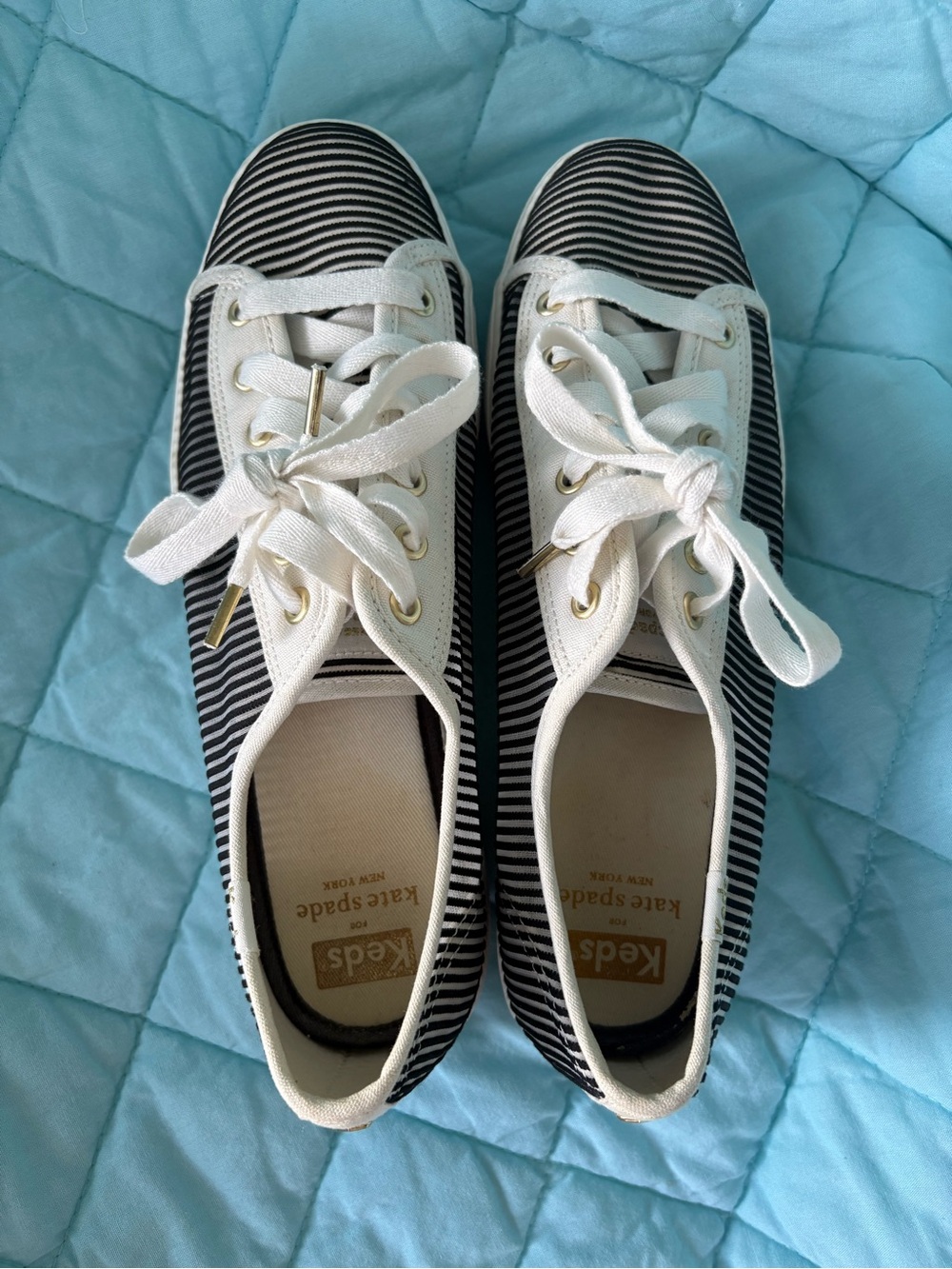 ♠️ Cute Black and White Sneakers by Keds X Kate Spade - Picture 6 of 8
